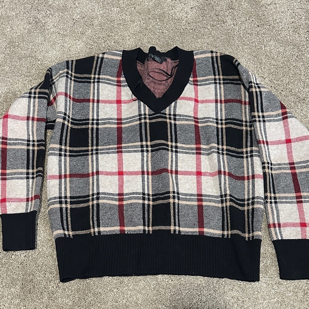 Tahari Plaid V-Neck Sweater